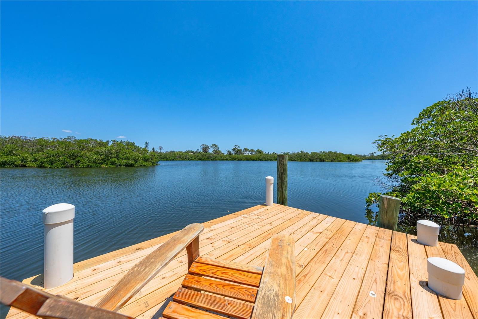 Image 53 of 100 For 1680 Lemon Bay Drive