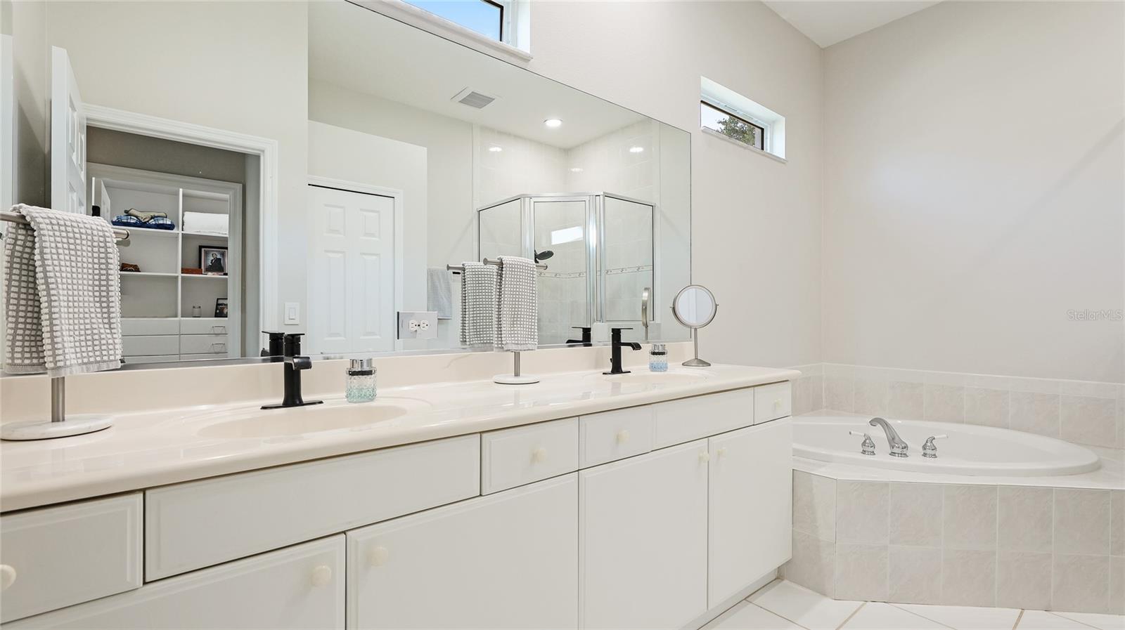 Image 19 of 35 For 11116 Sanctuary Drive