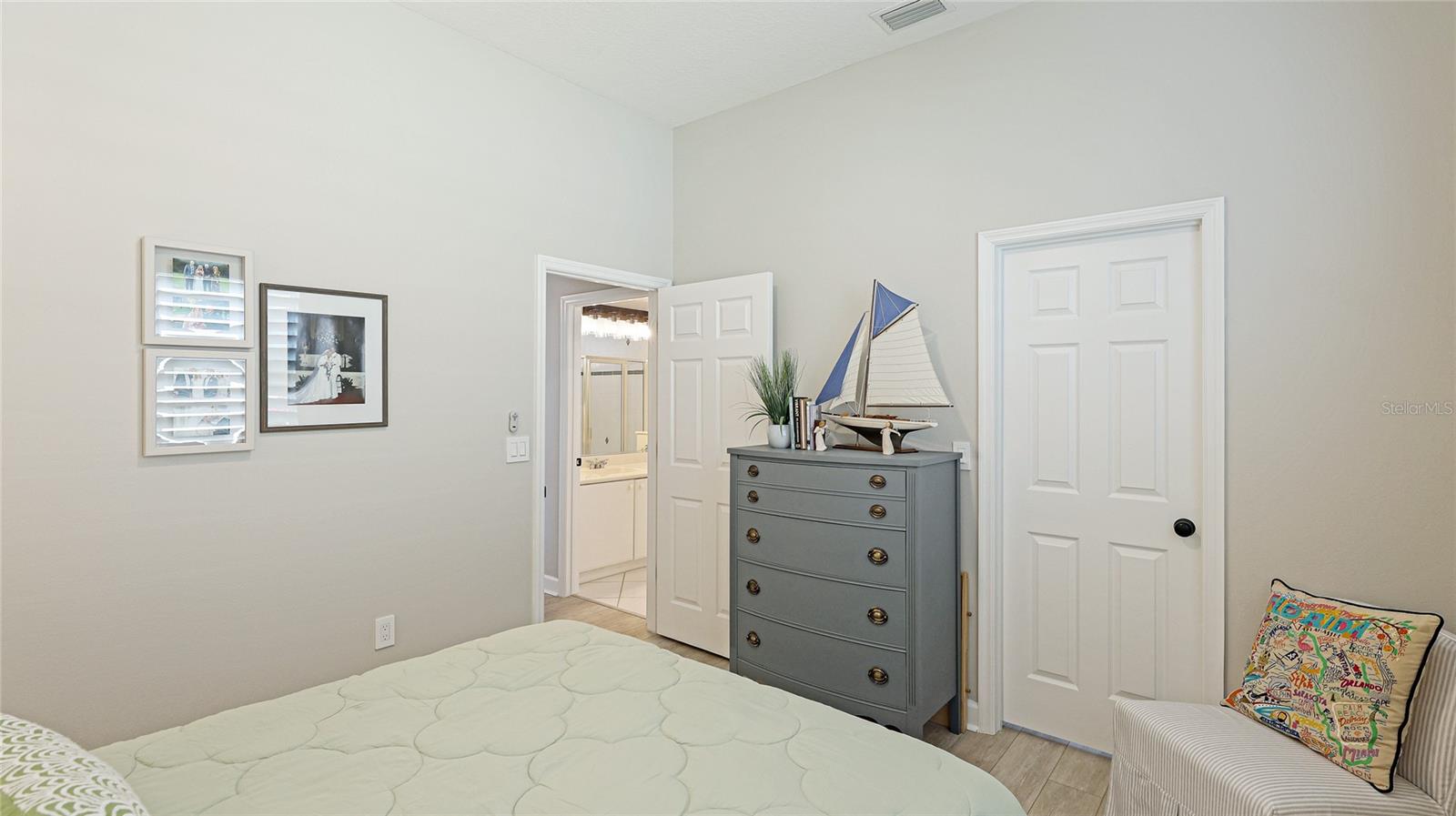 Image 21 of 35 For 11116 Sanctuary Drive