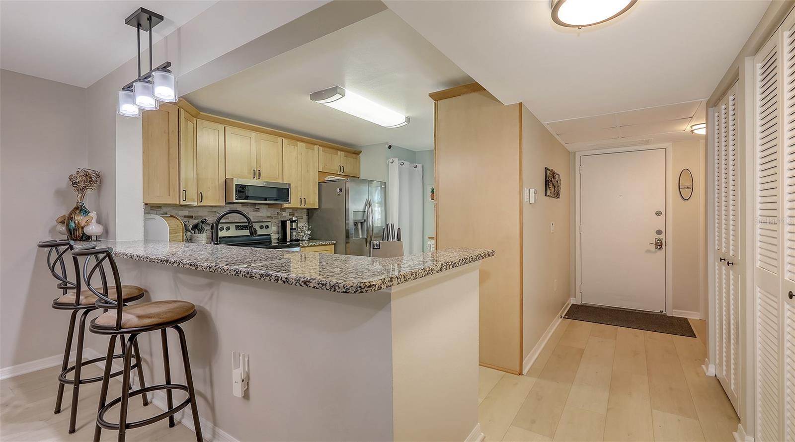 Image 22 of 85 For 564 Lakeside Drive 564