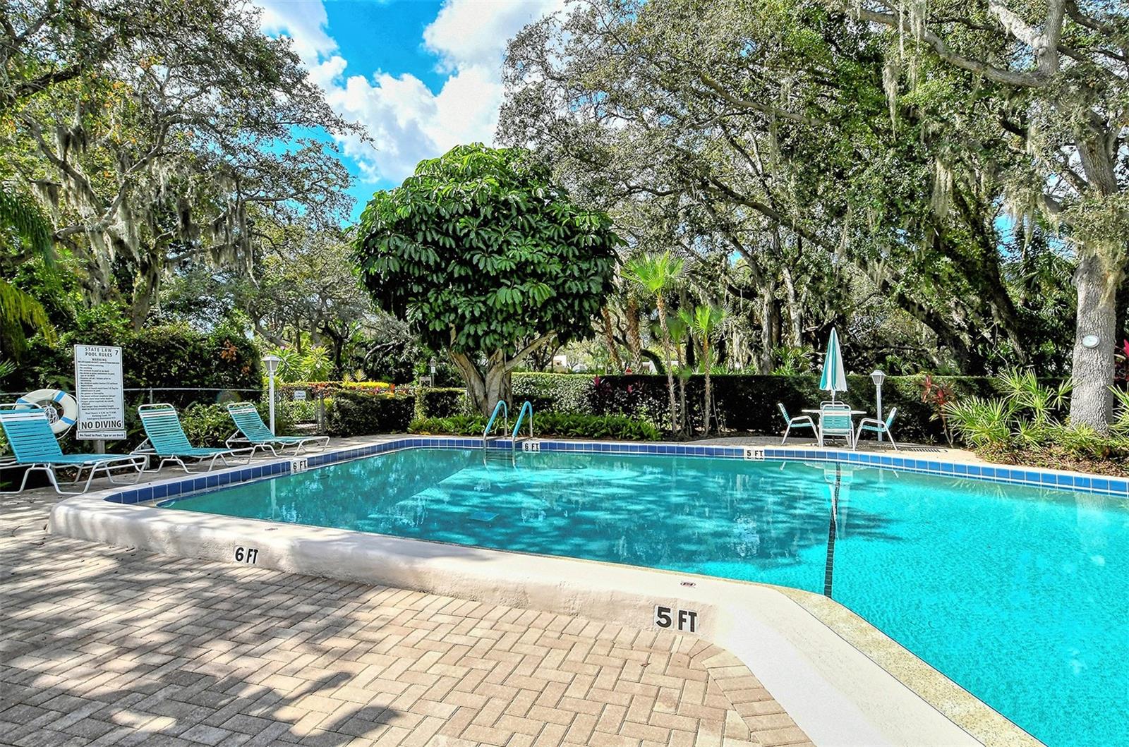 Image 68 of 85 For 564 Lakeside Drive 564