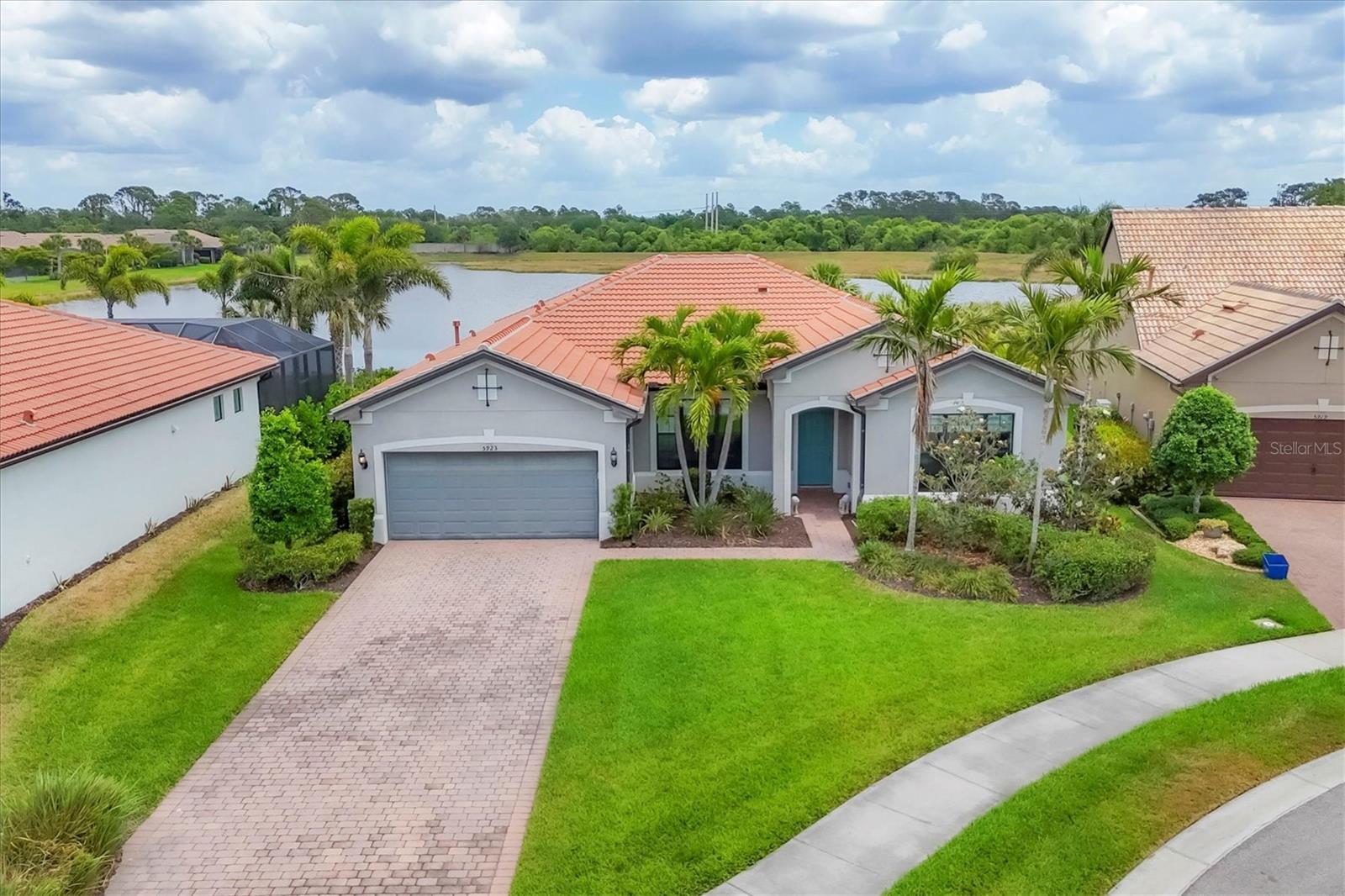 Image 3 of 55 For 5923 Snowy Egret Drive