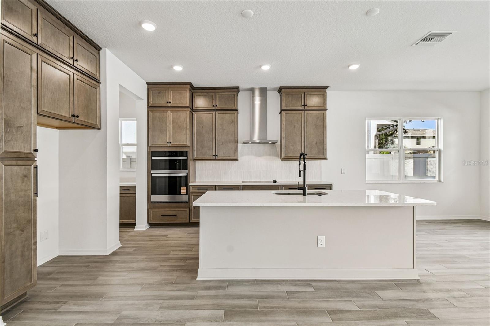 Image 17 of 90 For 3111 Nassau Street