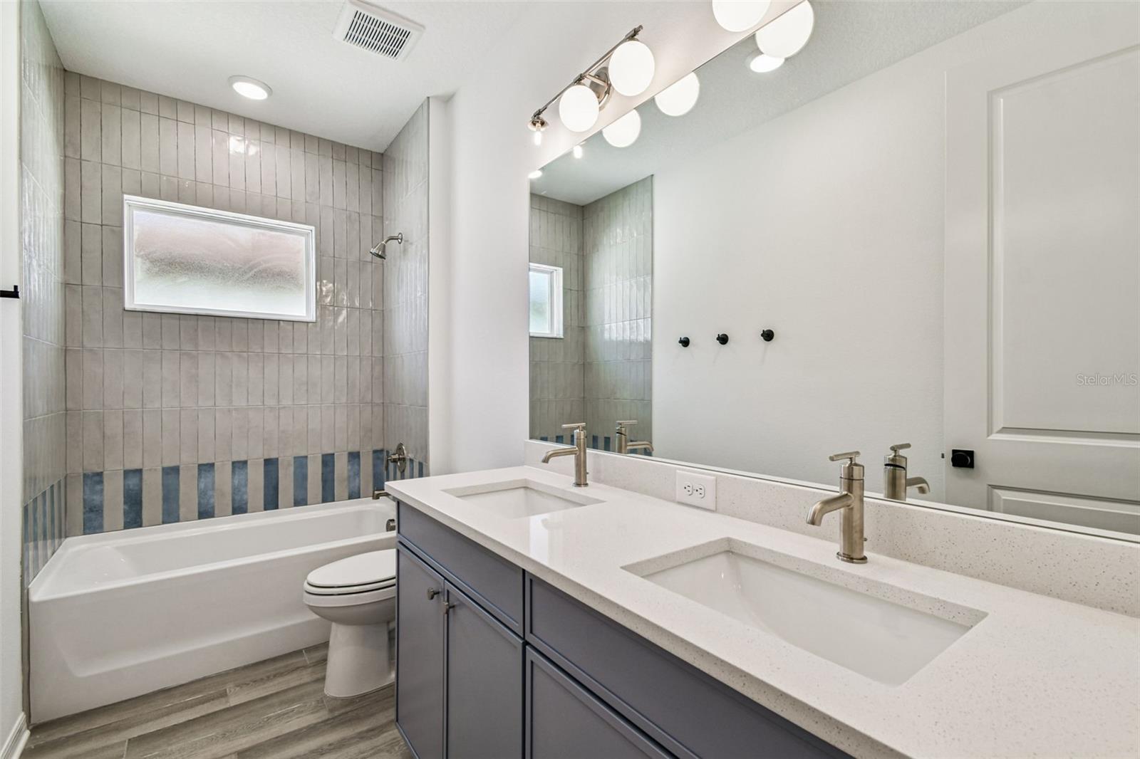 Image 53 of 90 For 3111 Nassau Street