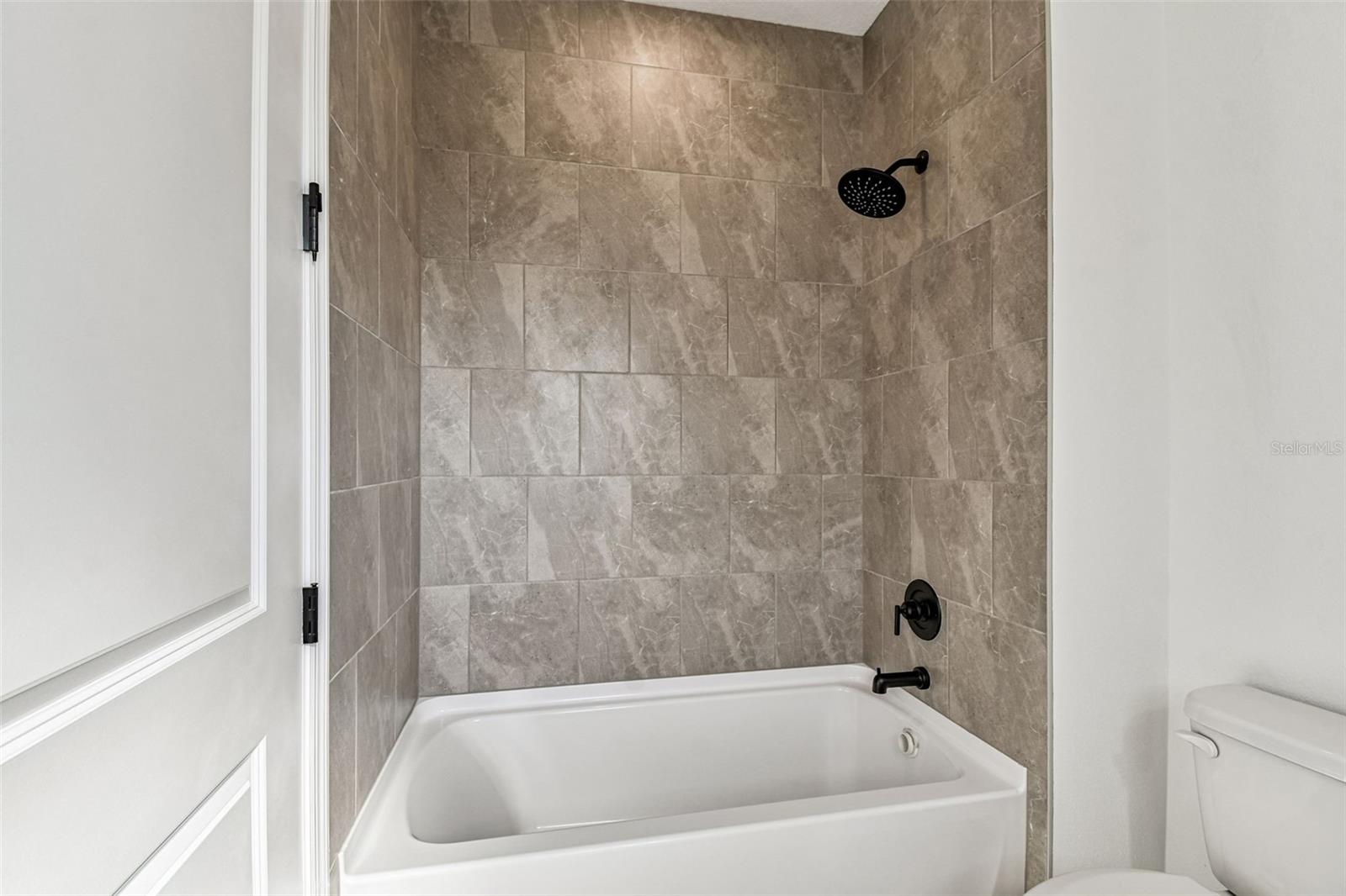 Image 55 of 90 For 3111 Nassau Street