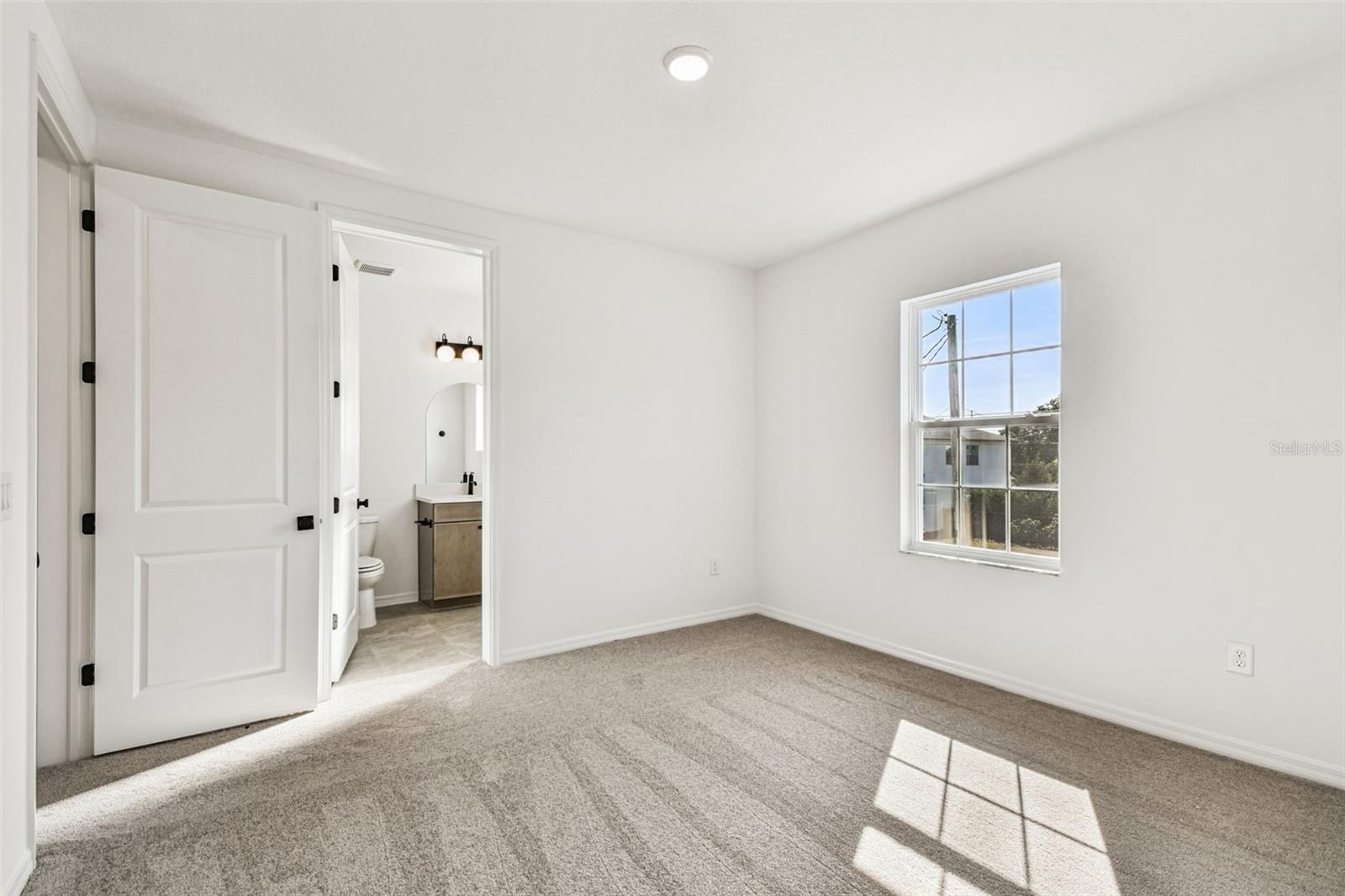 Image 67 of 90 For 3111 Nassau Street