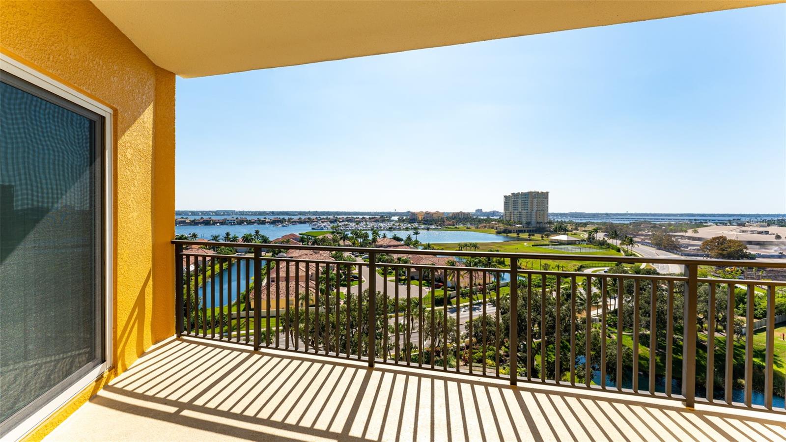 Image 2 of 13 For 501 Haben Boulevard 1002