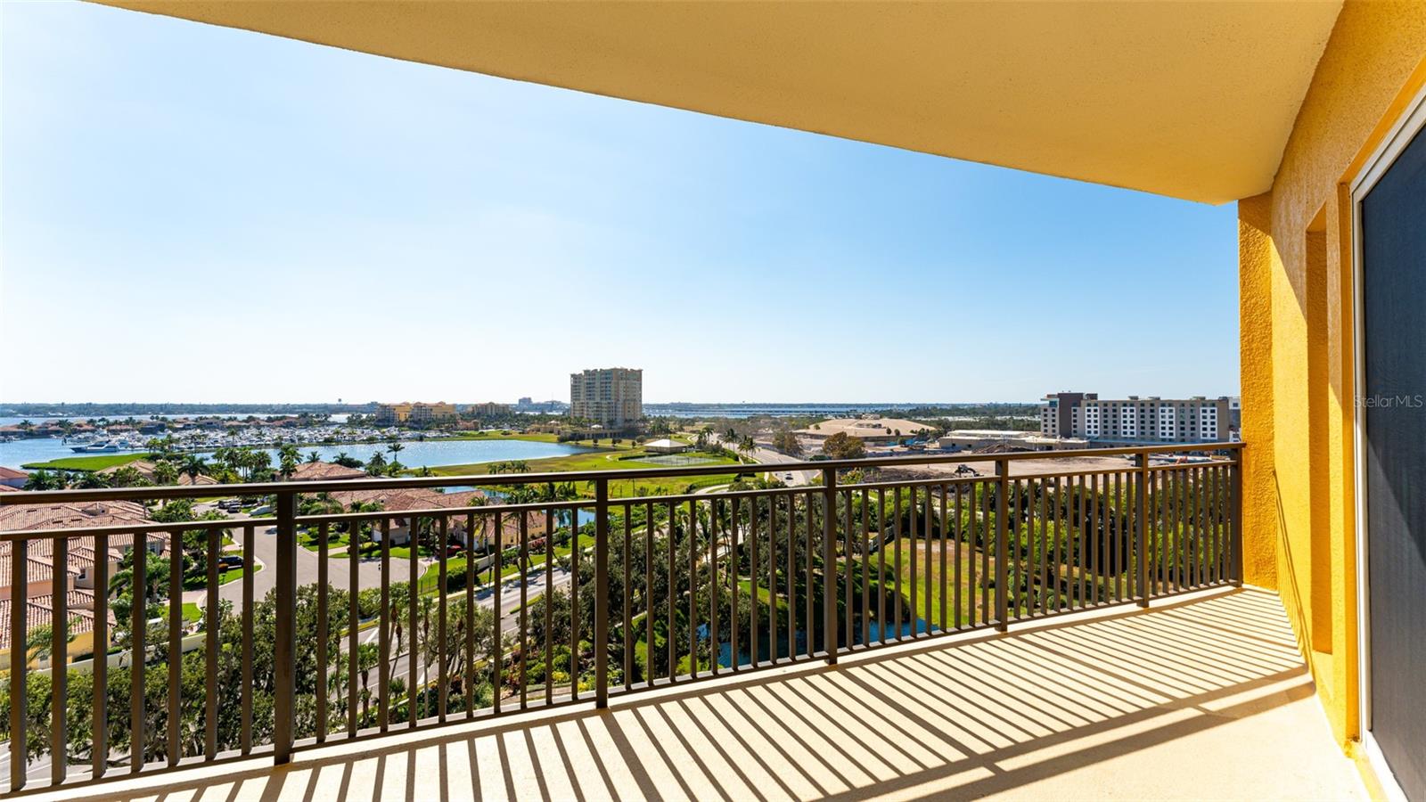 Image 3 of 13 For 501 Haben Boulevard 1002