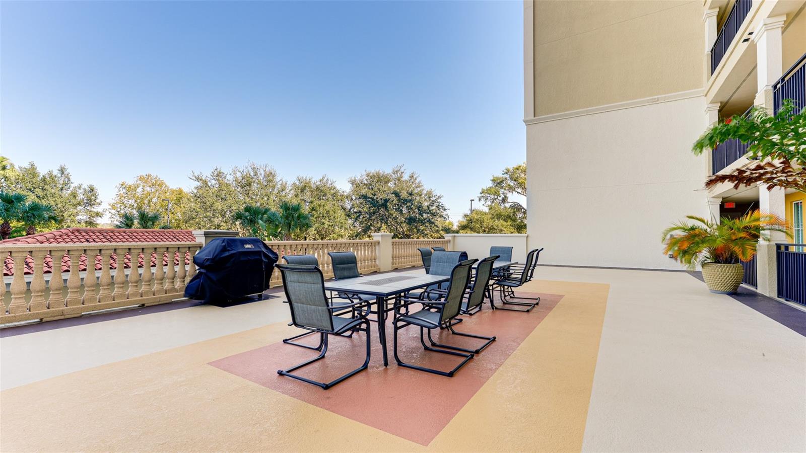 Image 7 of 13 For 501 Haben Boulevard 1002