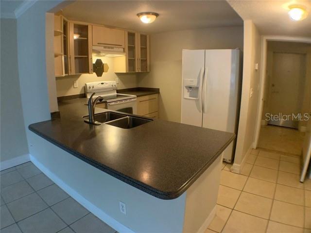 Image 6 of 36 For 2740 Coconut Bay Ln  322