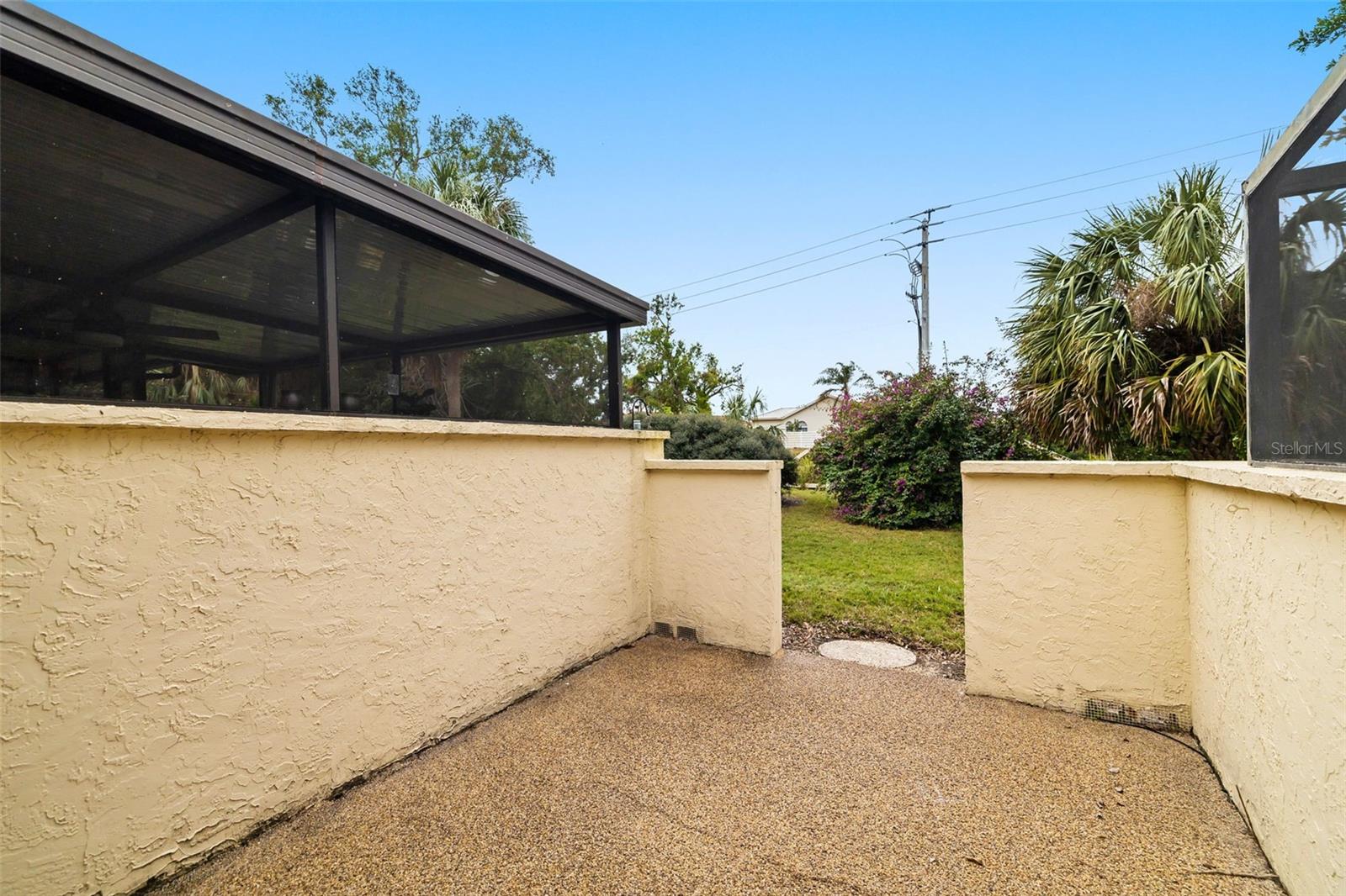 Image 42 of 49 For 6012 Courtside Drive 1