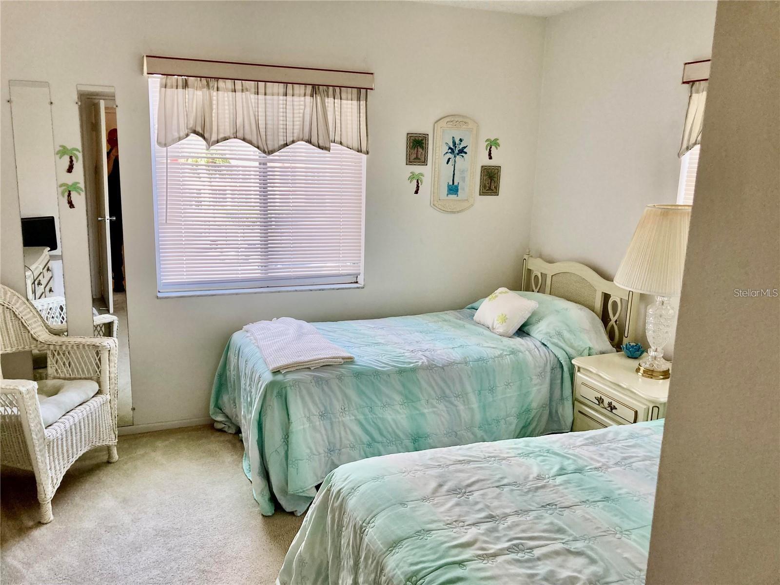 Image 8 of 10 For 3905 Lake Bayshore Drive 301