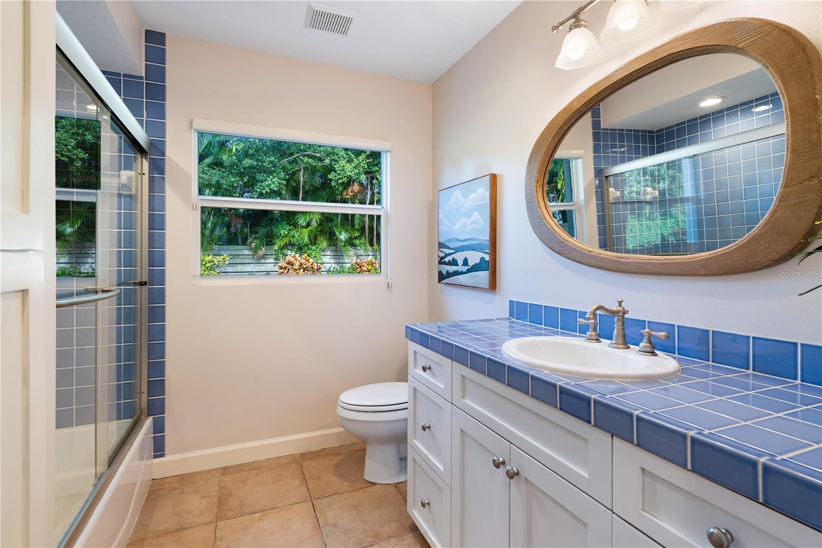 Image 24 of 46 For 606 Owl Way 
