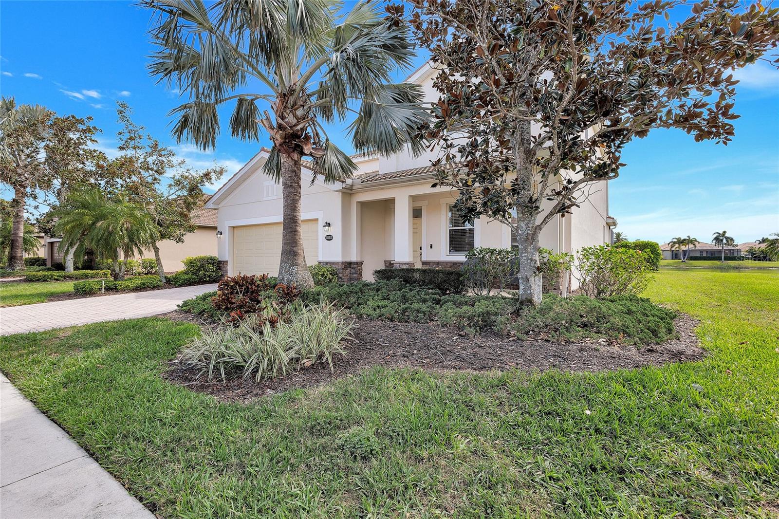 Image 4 of 84 For 8603 River Preserve Drive