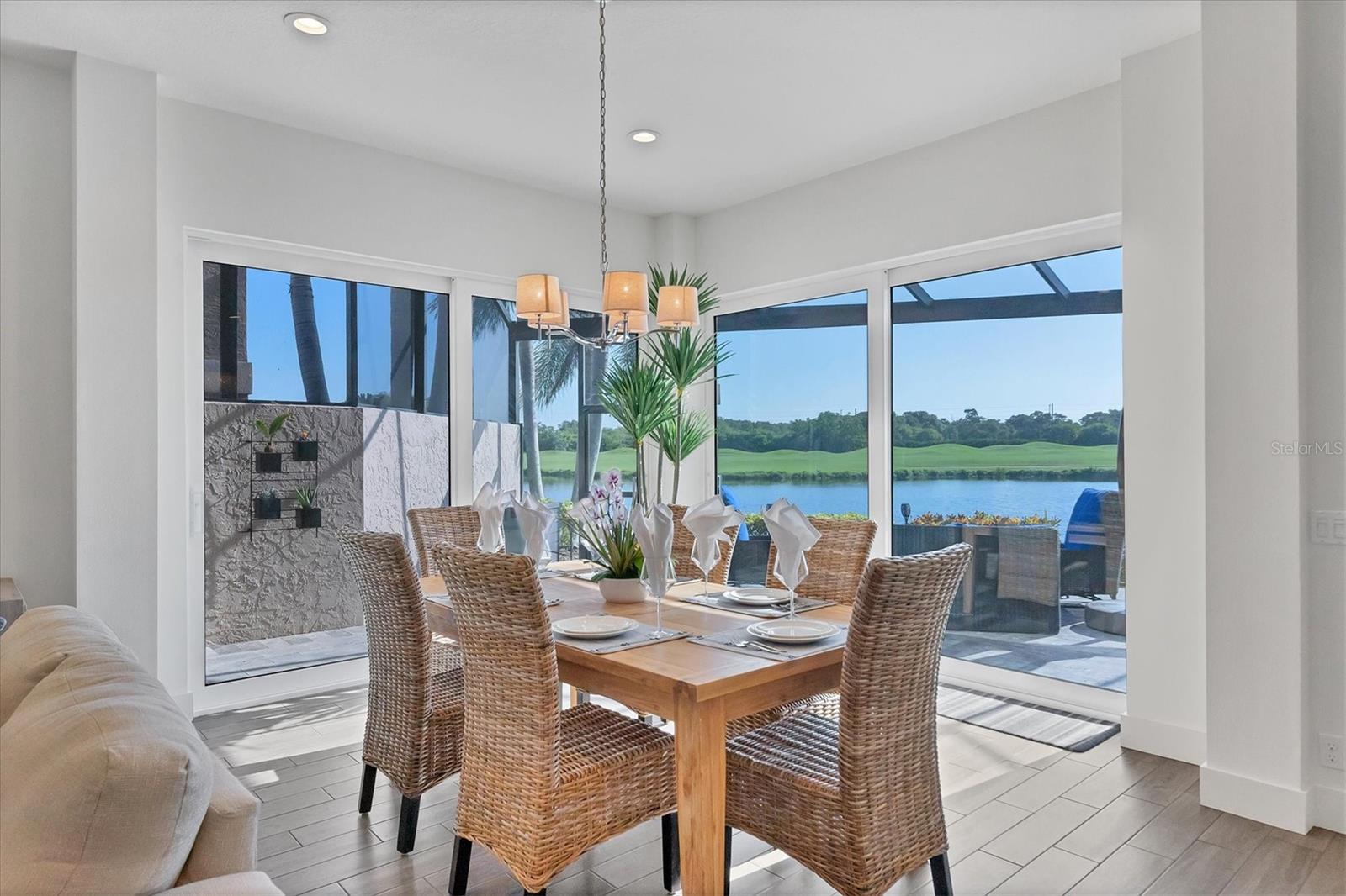 Image 11 of 46 For 7317 Regina Royale Blvd  20
