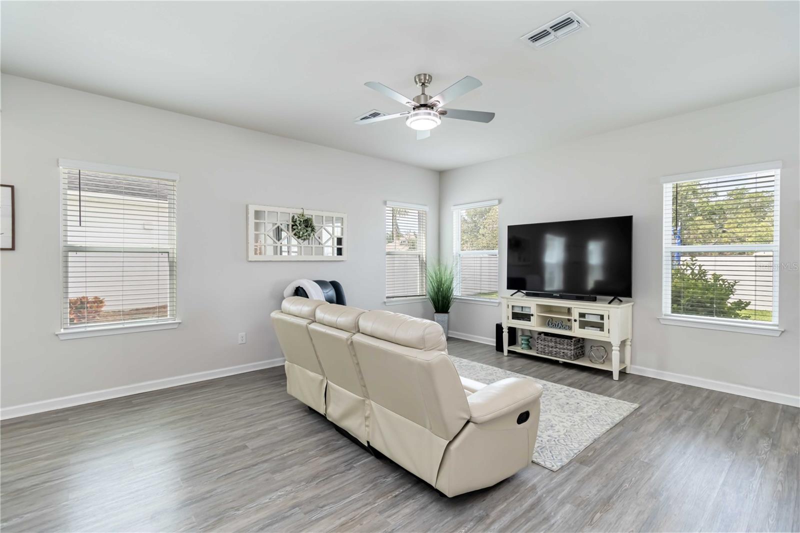 Image 7 of 47 For 5514 Spanish Moss Cove