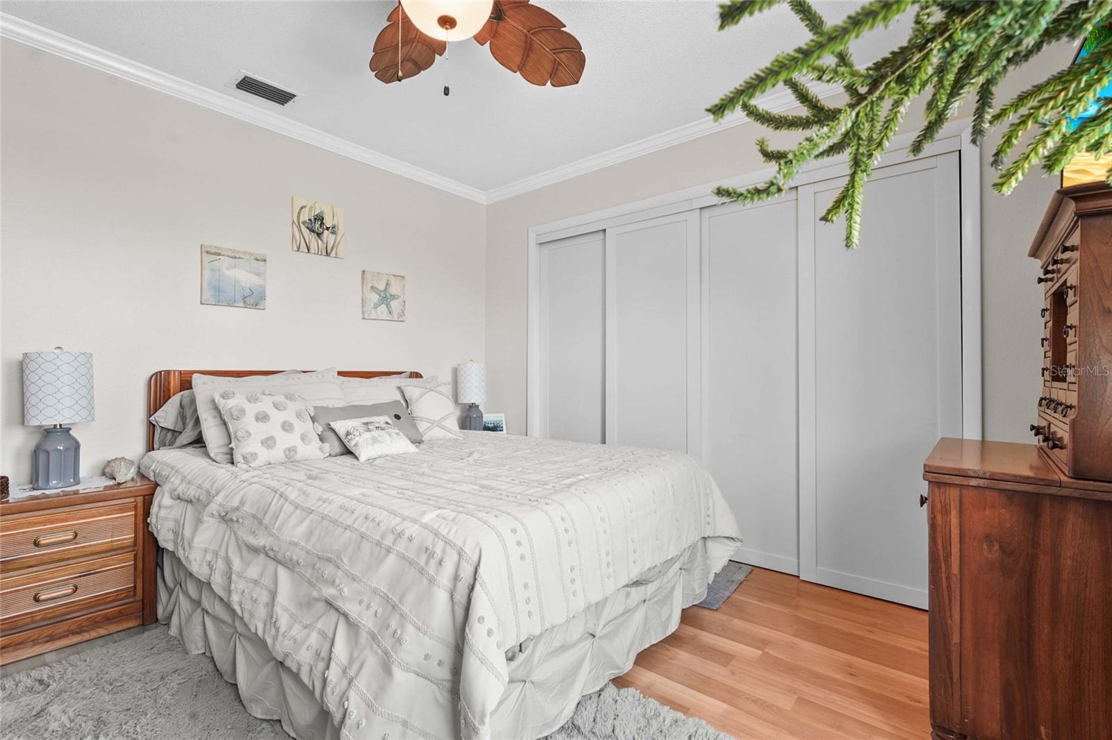Image 20 of 39 For 2531 Riverbluff Parkway V181