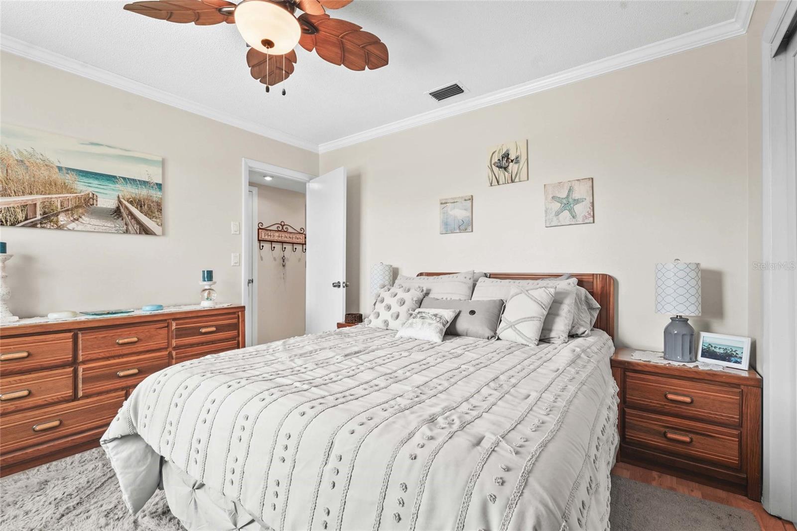 Image 21 of 39 For 2531 Riverbluff Parkway V181