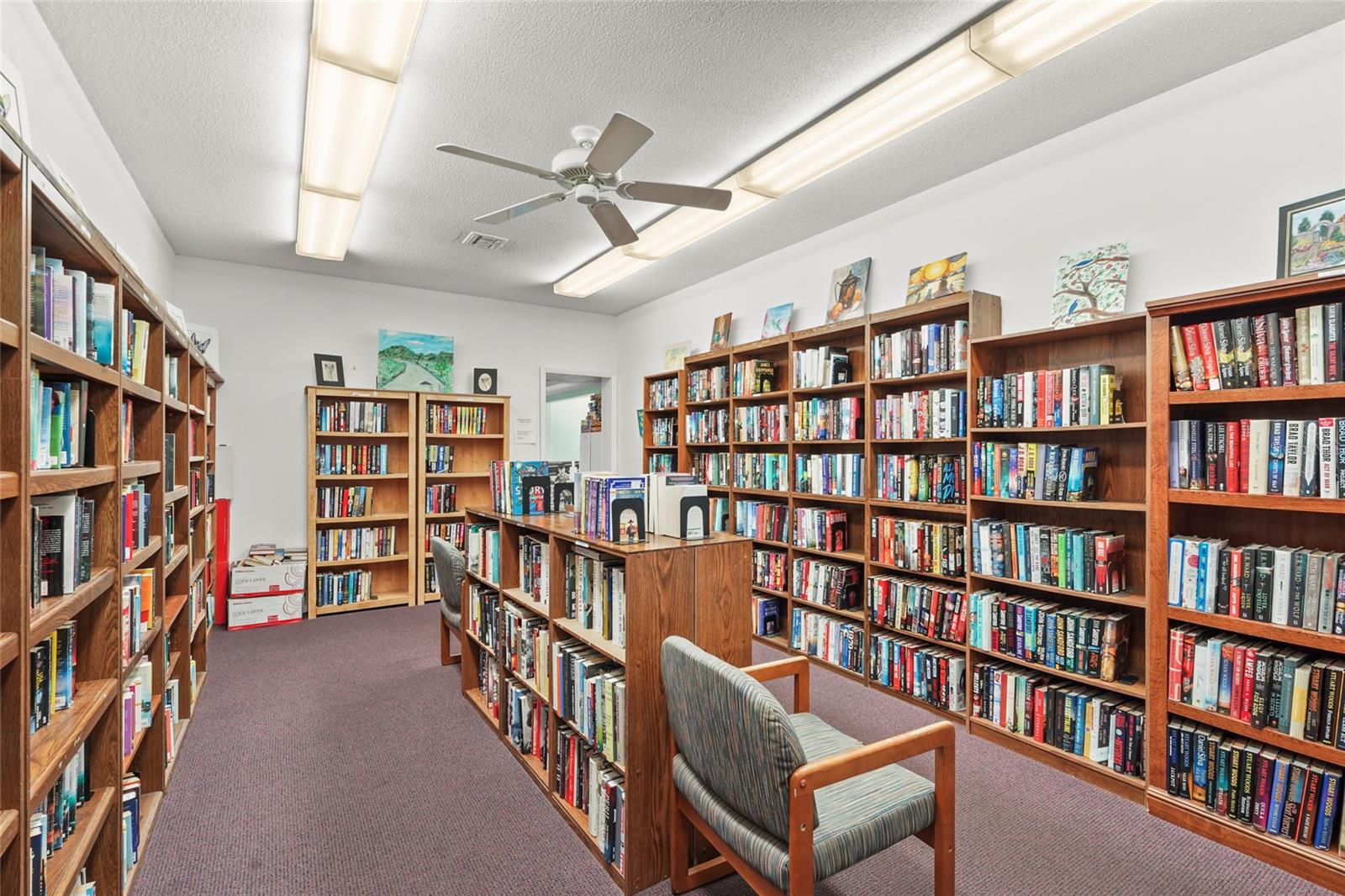 Image 35 of 39 For 2531 Riverbluff Parkway V181