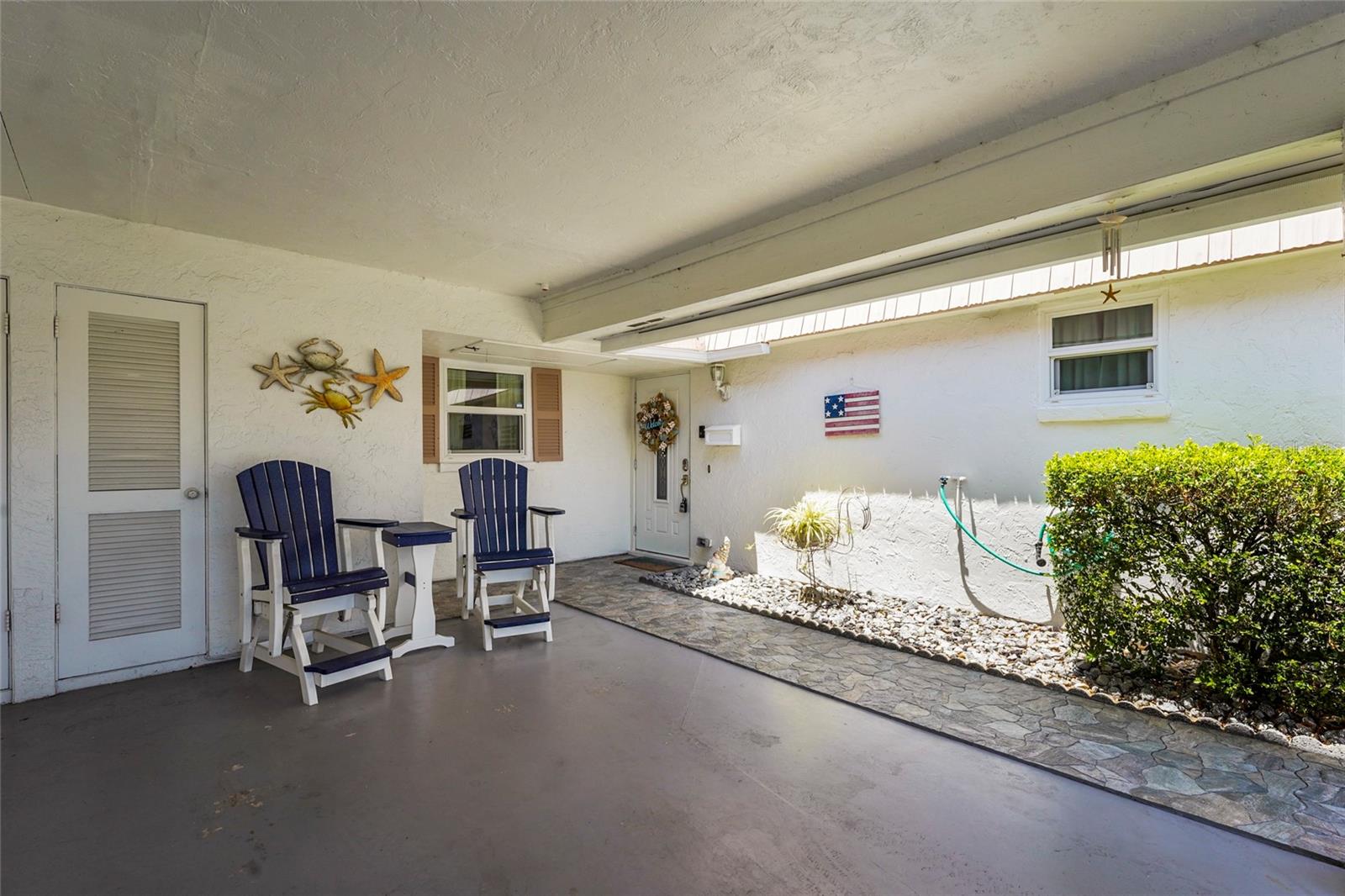 Image 5 of 39 For 2531 Riverbluff Parkway V181
