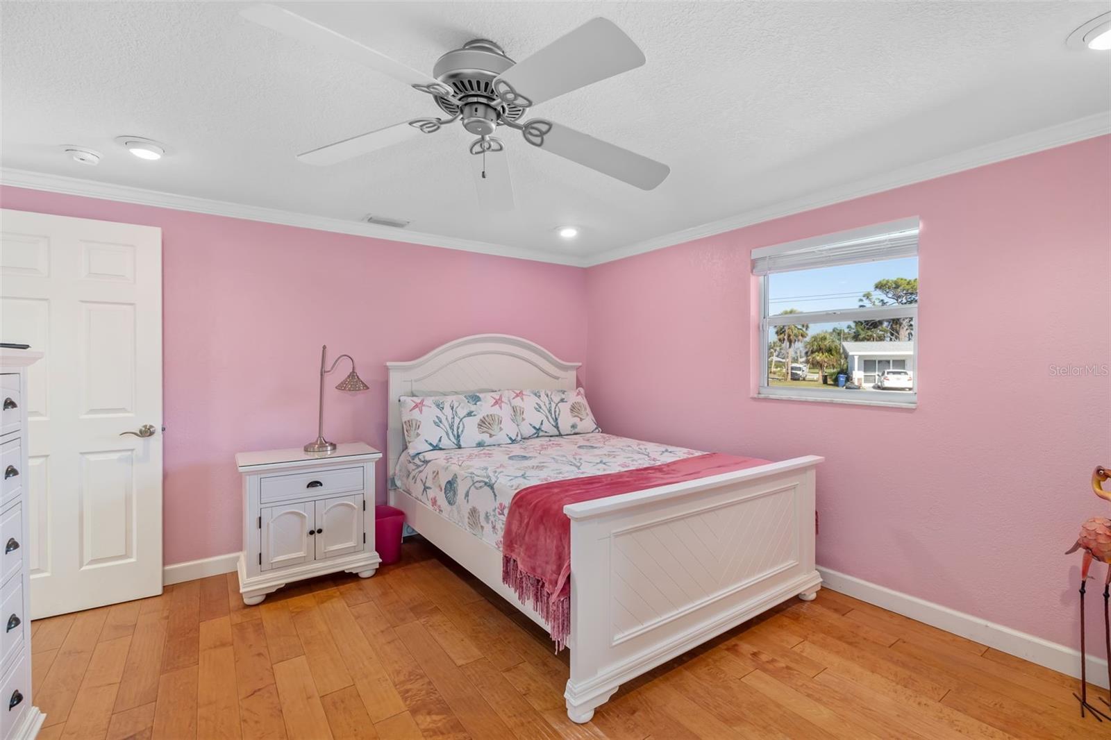Image 42 of 67 For 503 Roberts Bay Drive