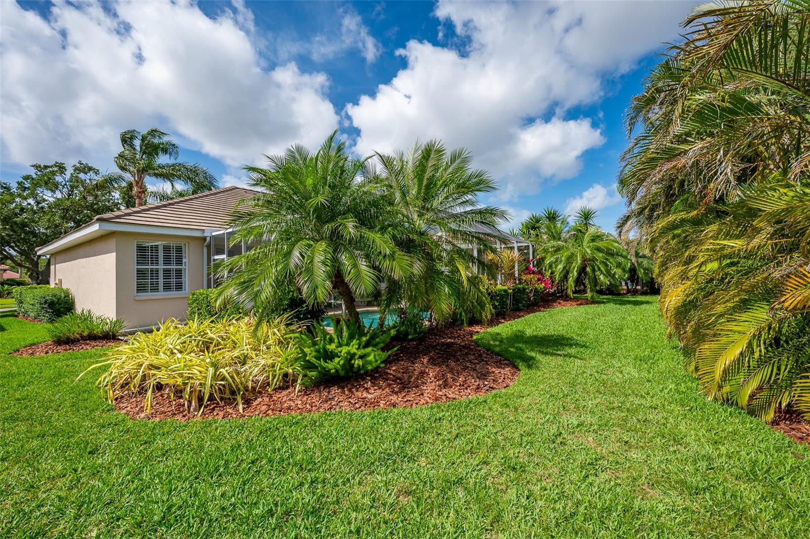 Image 31 of 50 For 4912 Sabal Lake Circle