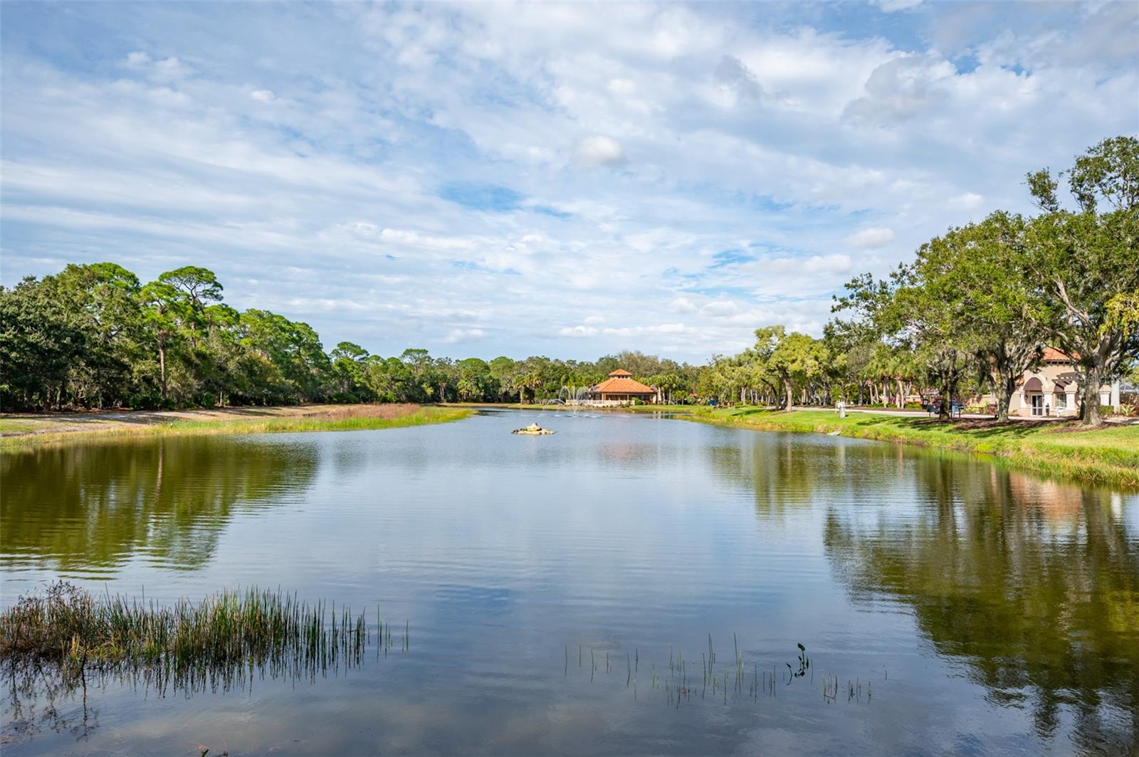 Image 36 of 50 For 4912 Sabal Lake Circle