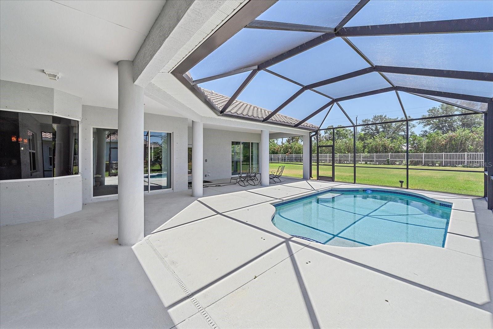 Image 3 of 23 For 917 145th Street Circle Ne