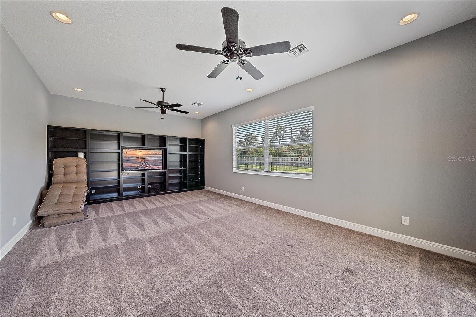 Image 9 of 23 For 917 145th Street Circle Ne
