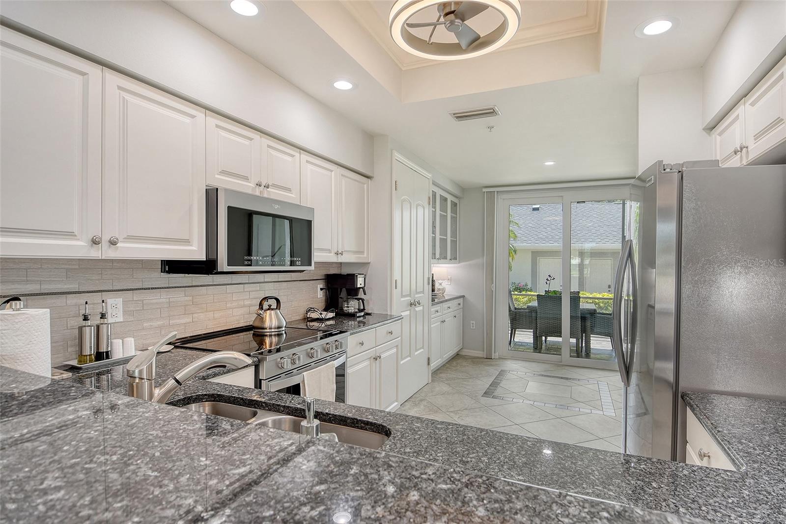 Image 11 of 63 For 9470 High Gate Drive 2213