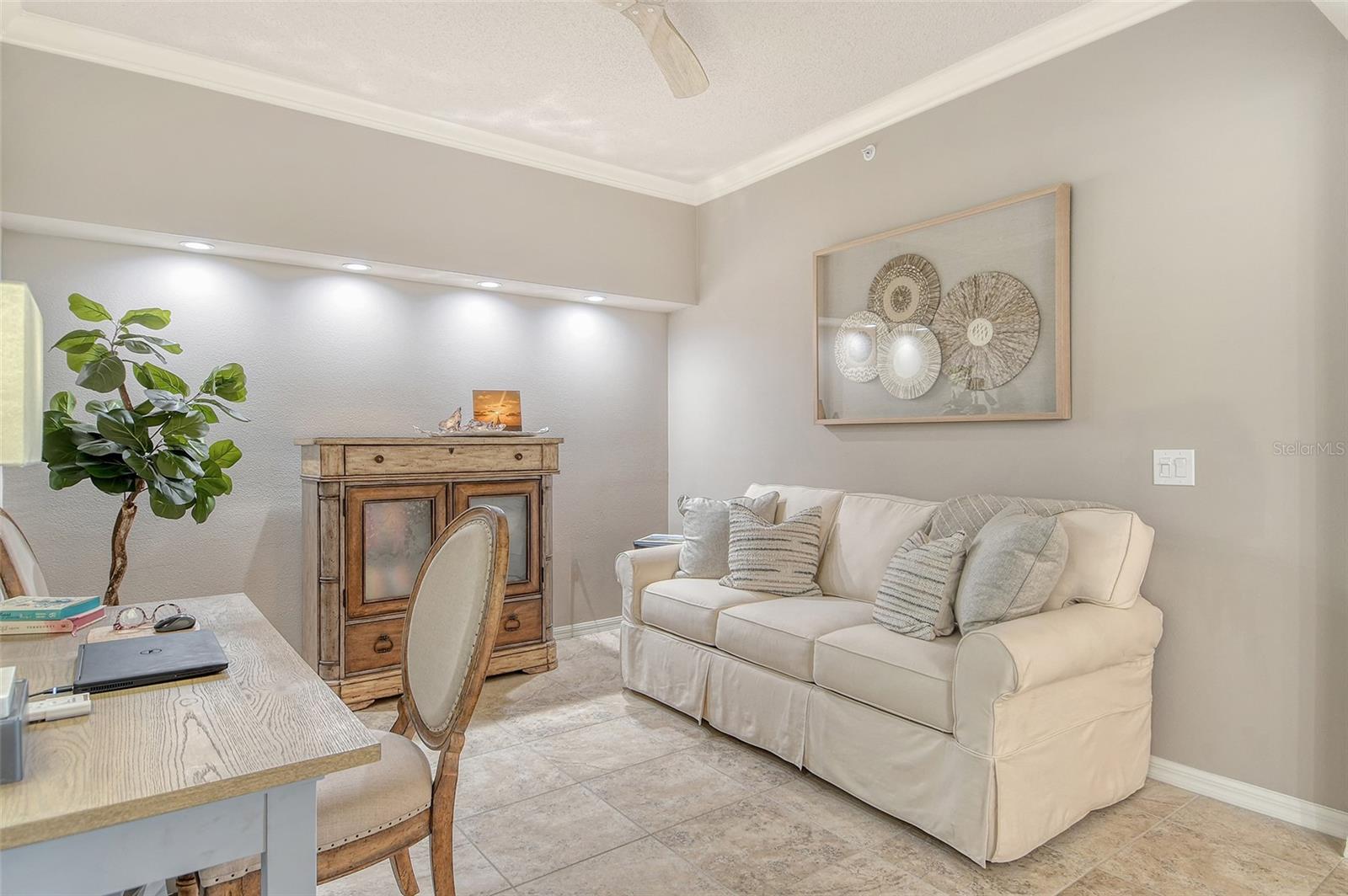 Image 21 of 63 For 9470 High Gate Drive 2213