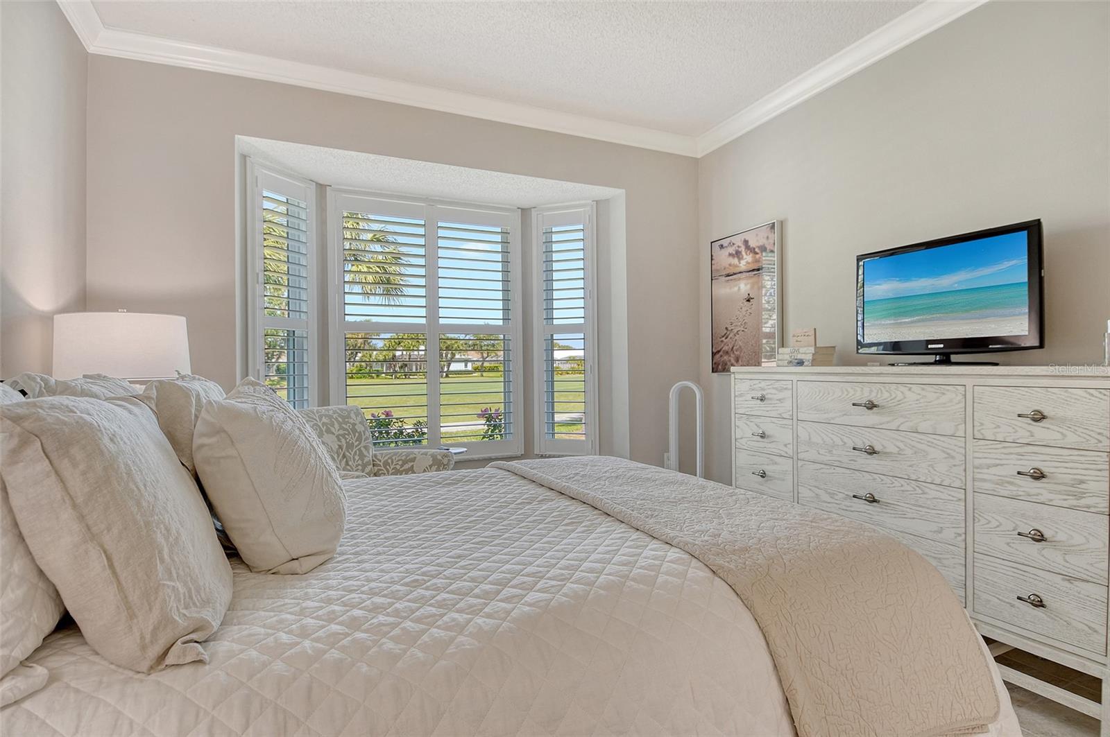 Image 24 of 63 For 9470 High Gate Drive 2213