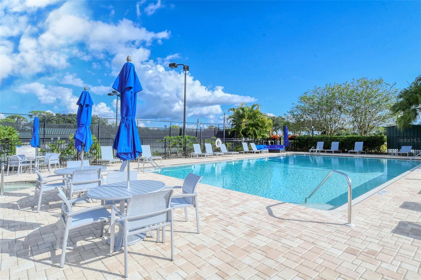 Image 54 of 63 For 9470 High Gate Drive 2213