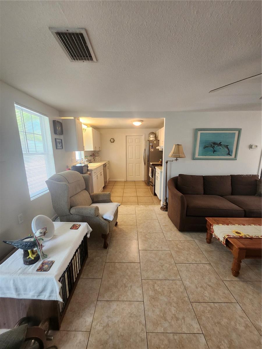 Image 17 of 23 For 300 22nd Street