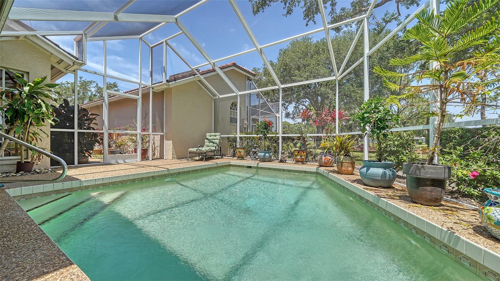Image 12 of 41 For 3984 Lyndhurst Court