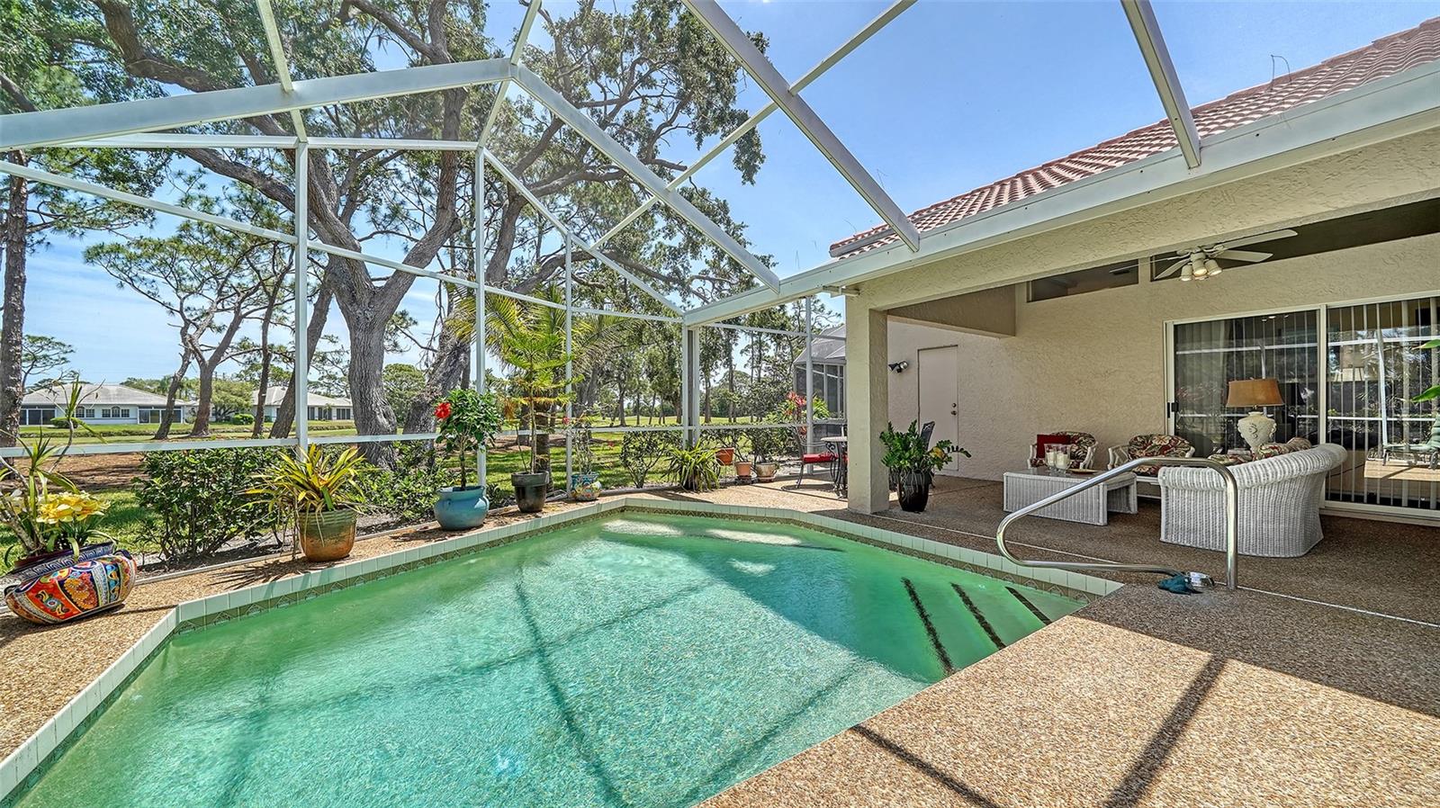 Image 18 of 41 For 3984 Lyndhurst Court