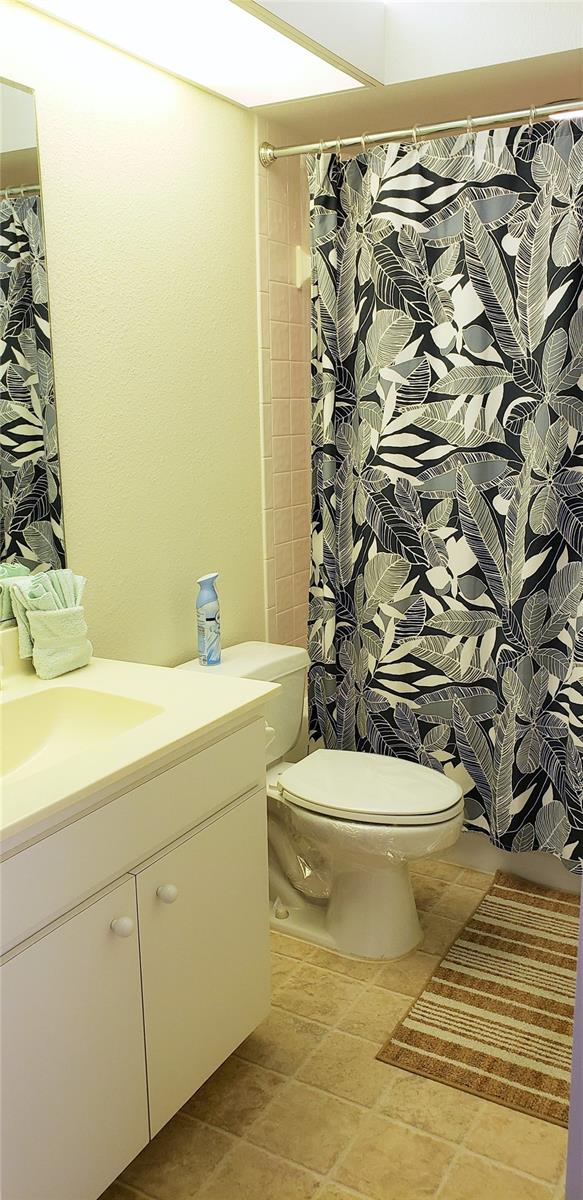 Image 4 of 15 For 5678 Sheffield Greene Cir  76