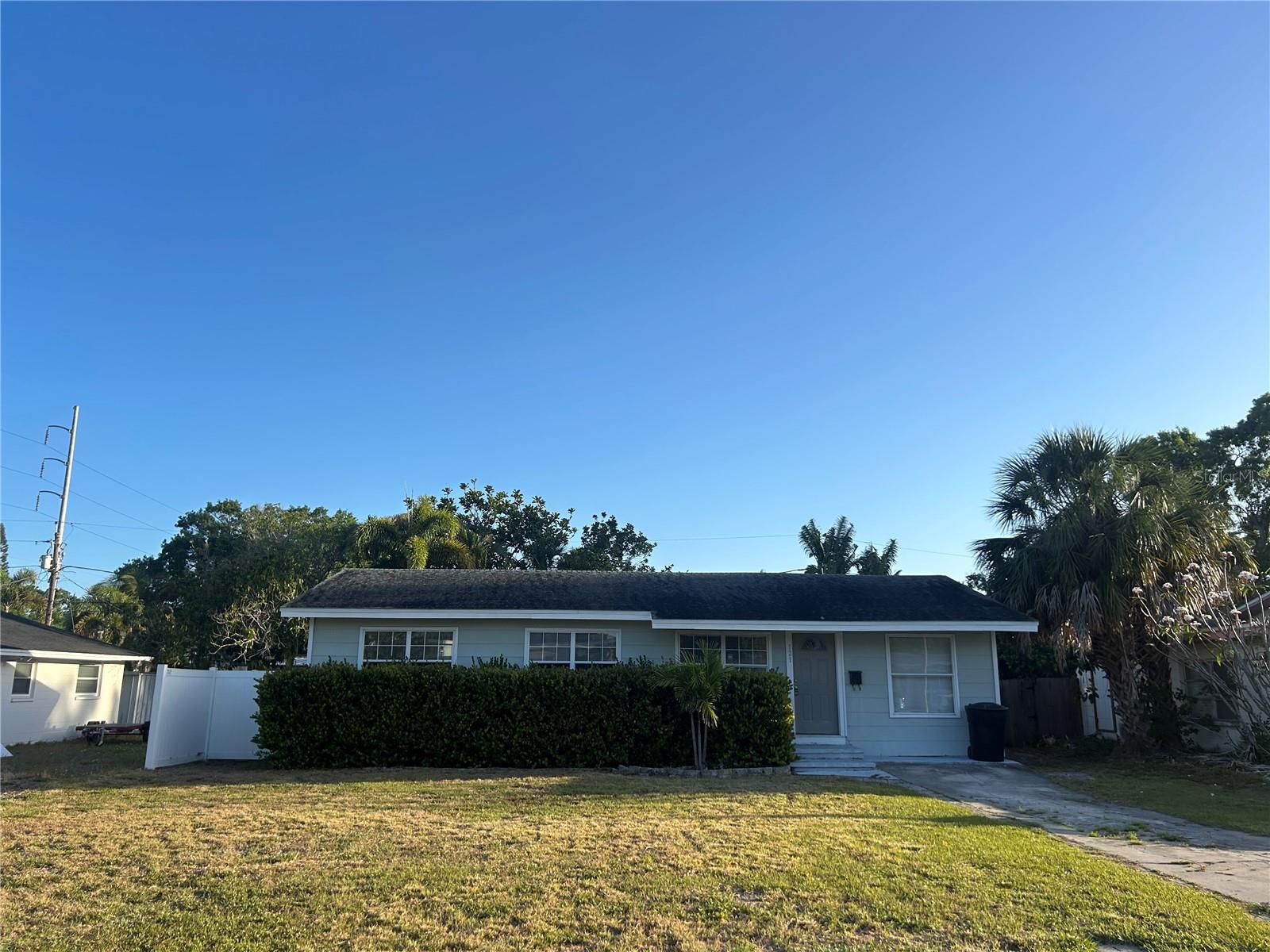 Details for 121 Pershing Street Ne, ST PETERSBURG, FL 33702