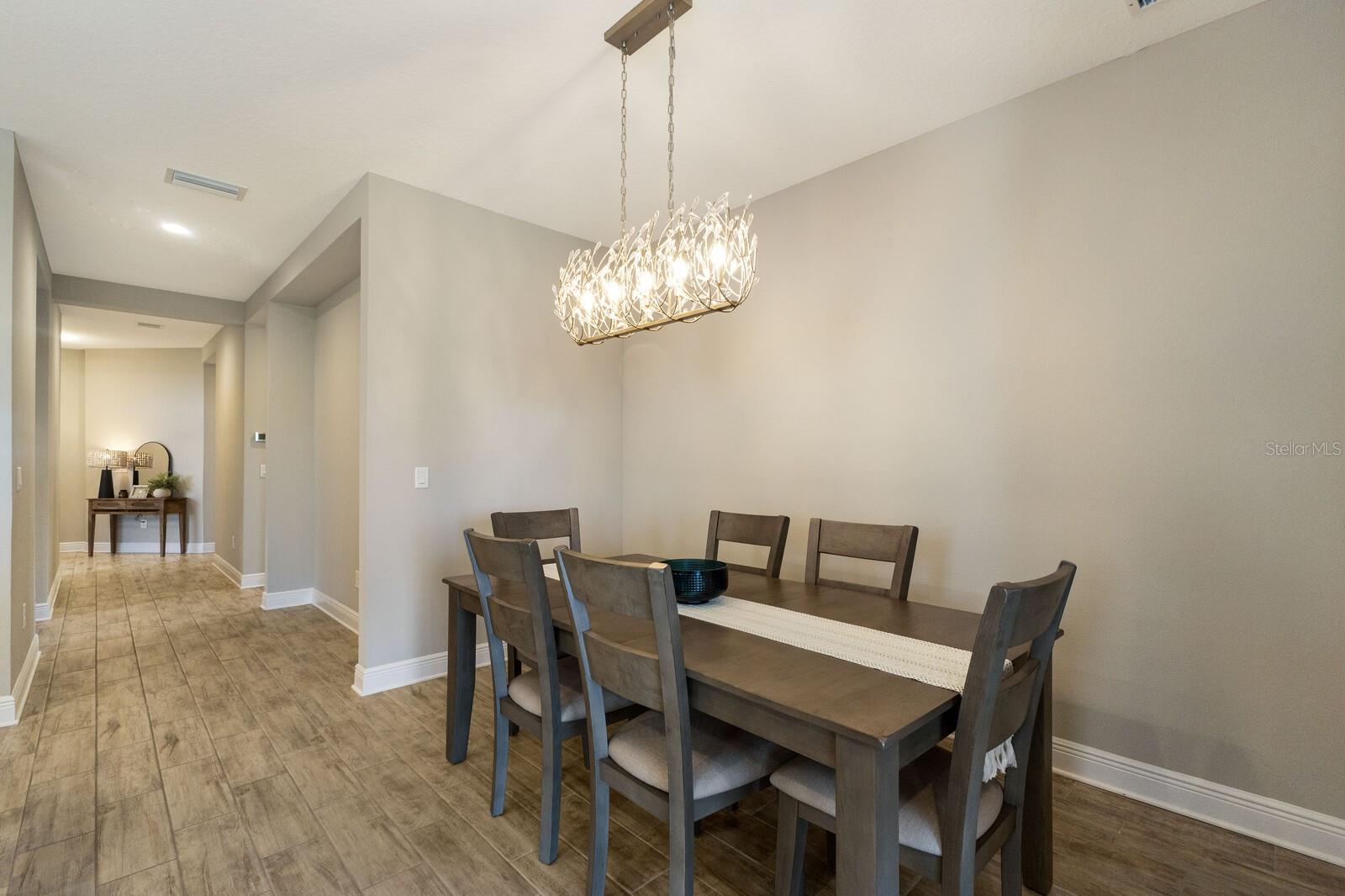 Listing photo id 8 for 4815 Deep Creek Terrace