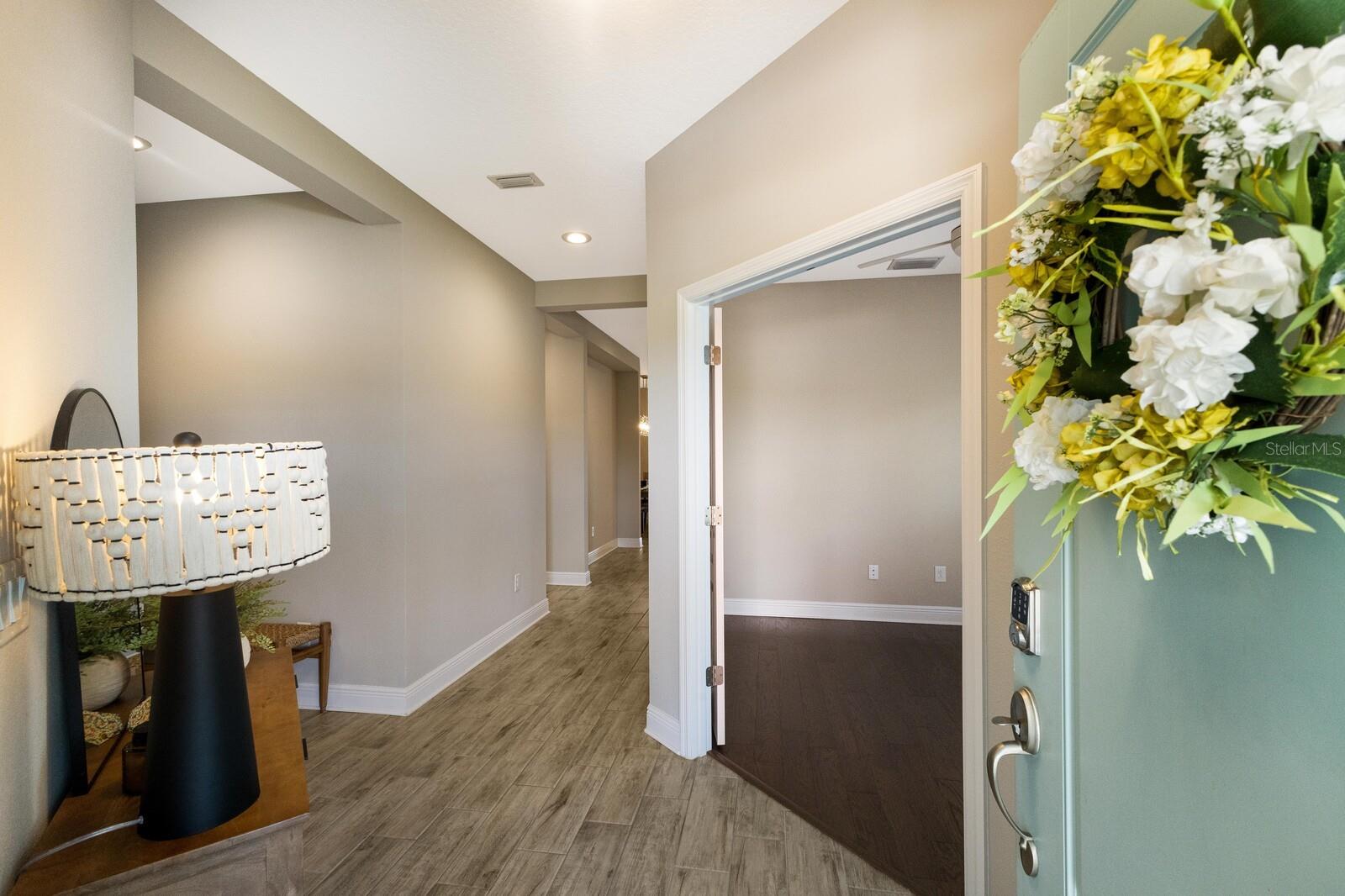 Listing photo id 4 for 4815 Deep Creek Terrace