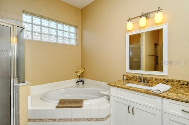 Image 20 of 48 For 9480 Forest Hills Circle
