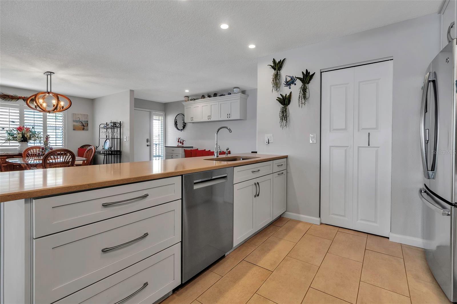 Image 42 of 72 For 3420 Wild Oak Bay Boulevard 120