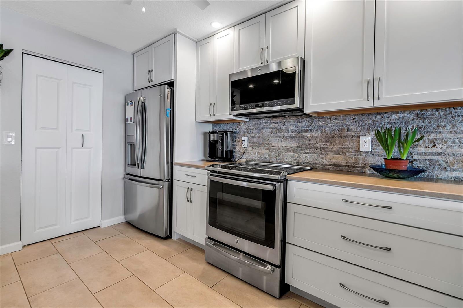 Image 43 of 72 For 3420 Wild Oak Bay Boulevard 120