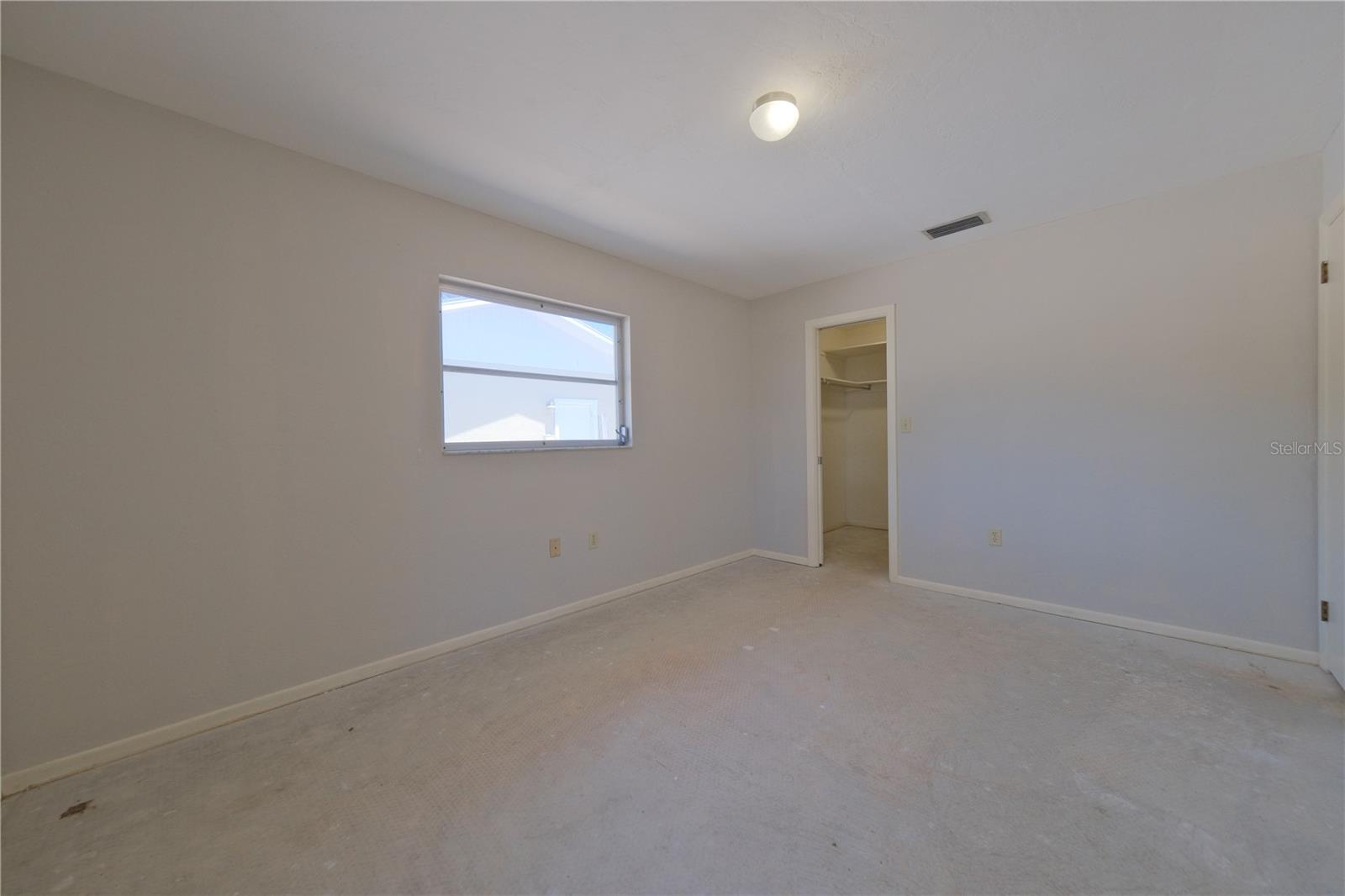 Listing photo id 20 for 1223 De Narvaez Avenue