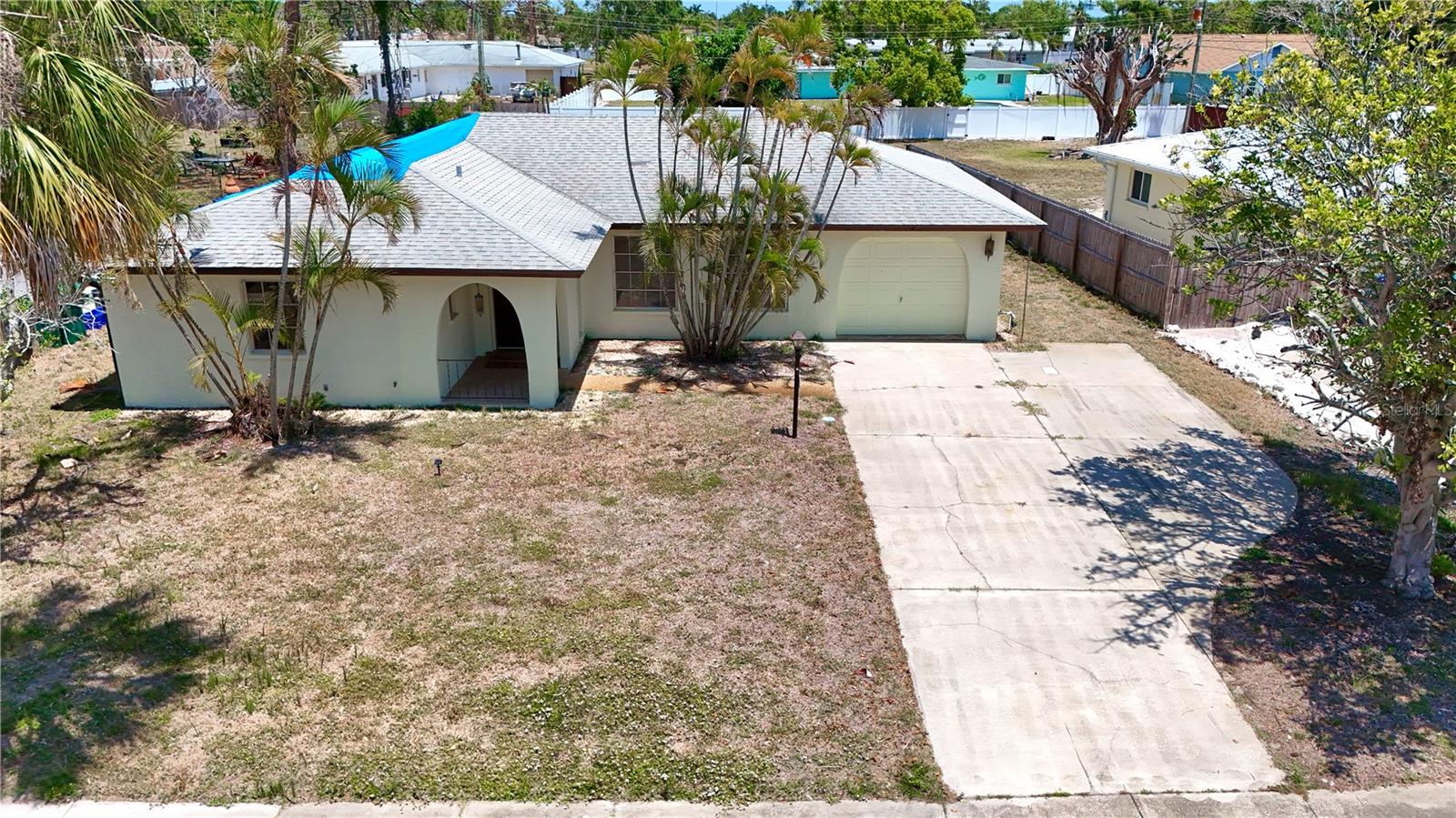 Listing photo id 35 for 1223 De Narvaez Avenue