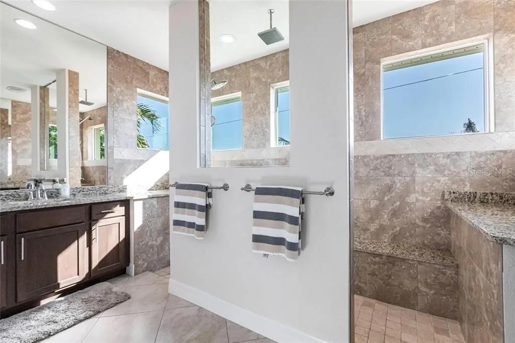 Image 10 of 31 For 9332 Miami Circle
