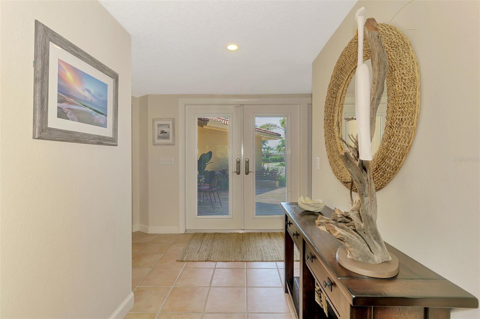 Image 12 of 97 For 1038 Contento Street