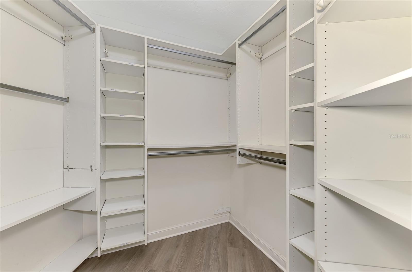Image 42 of 97 For 1038 Contento Street