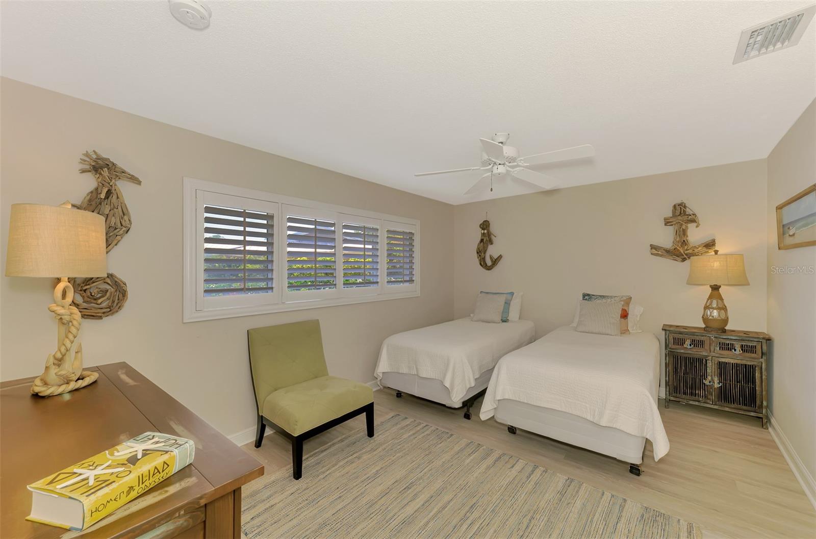 Image 47 of 97 For 1038 Contento Street