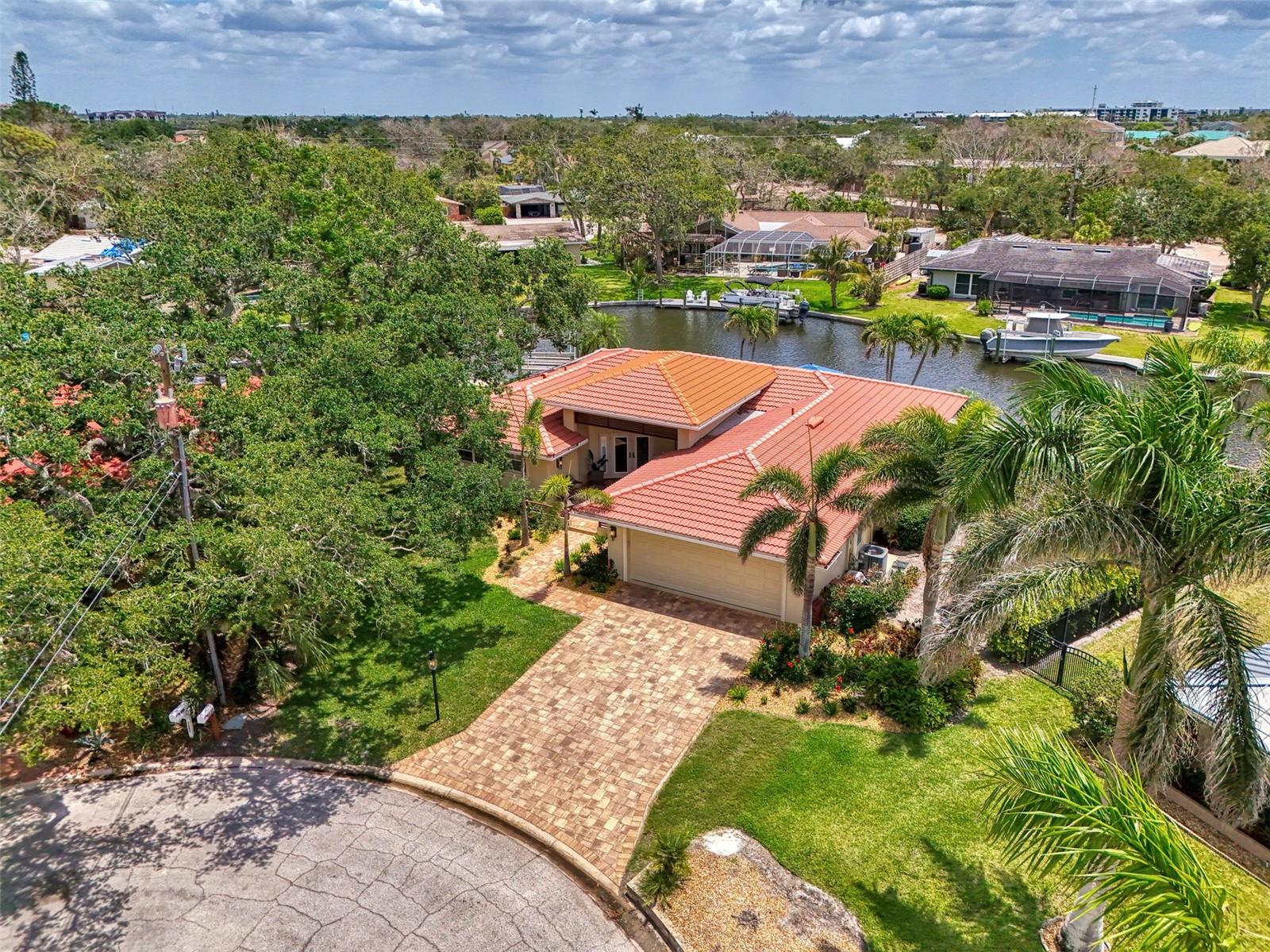 Image 6 of 97 For 1038 Contento Street